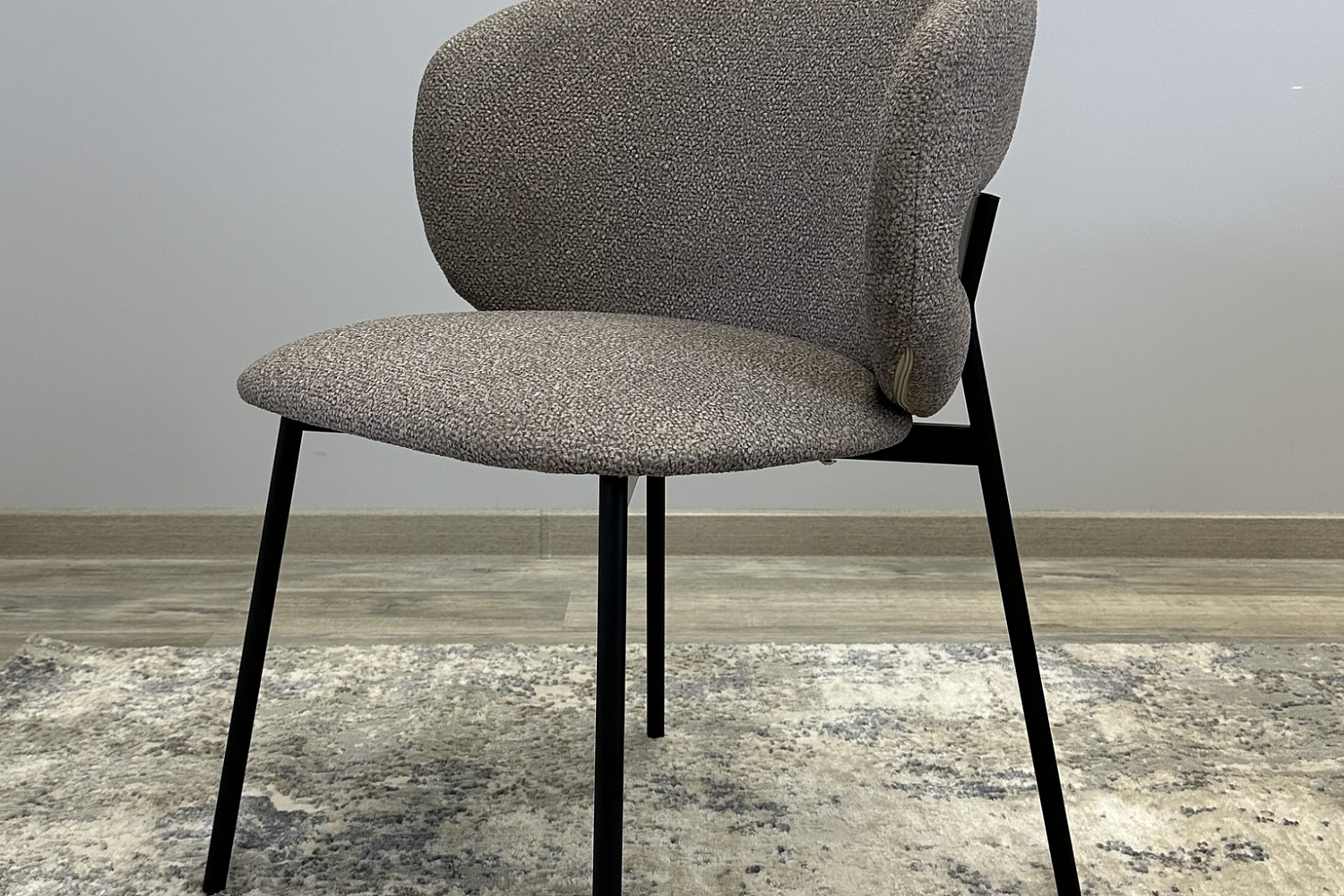 Кухонные стулья - изображение №7 "Стул Слил капучино / опоры черные"  на www.Angstrem-mebel.ru