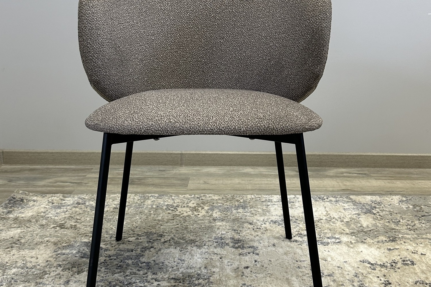 Кухонные стулья - изображение №6 "Стул Слил капучино / опоры черные"  на www.Angstrem-mebel.ru