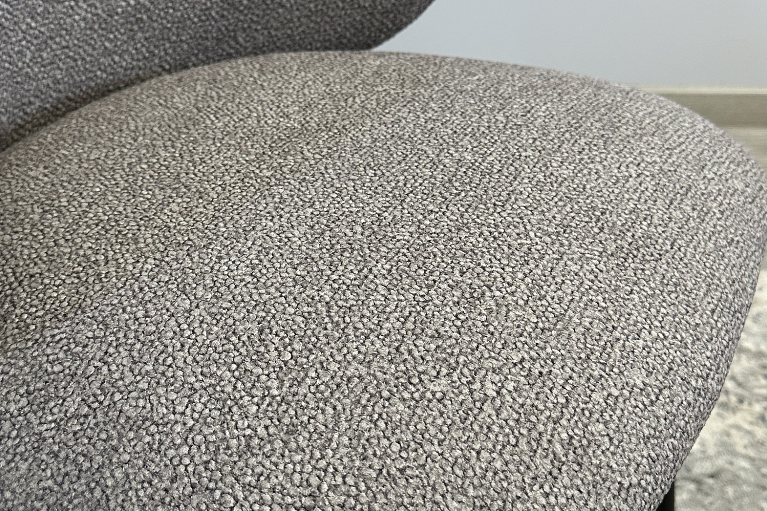 Кухонные стулья - изображение №5 "Стул Слил капучино / опоры черные"  на www.Angstrem-mebel.ru