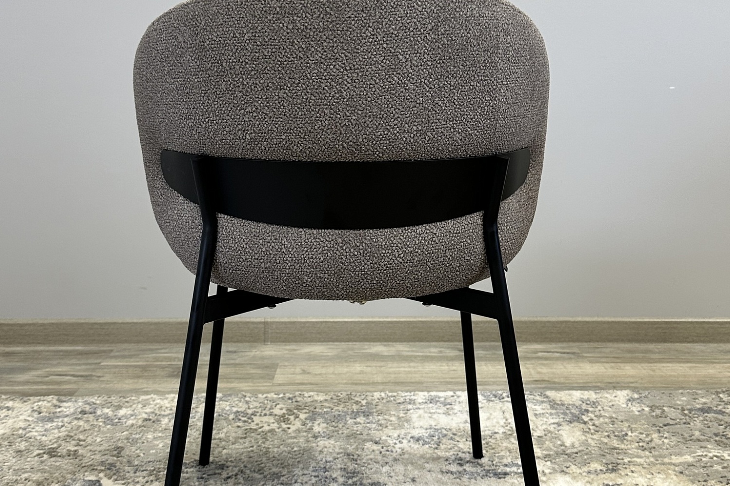 Кухонные стулья - изображение №8 "Стул Слил капучино / опоры черные"  на www.Angstrem-mebel.ru